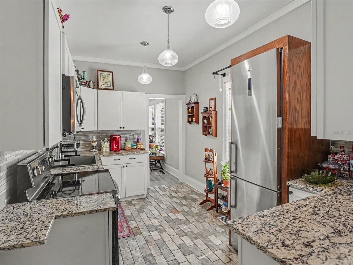 725 MABBETTE STREET — photo 15 of 31
