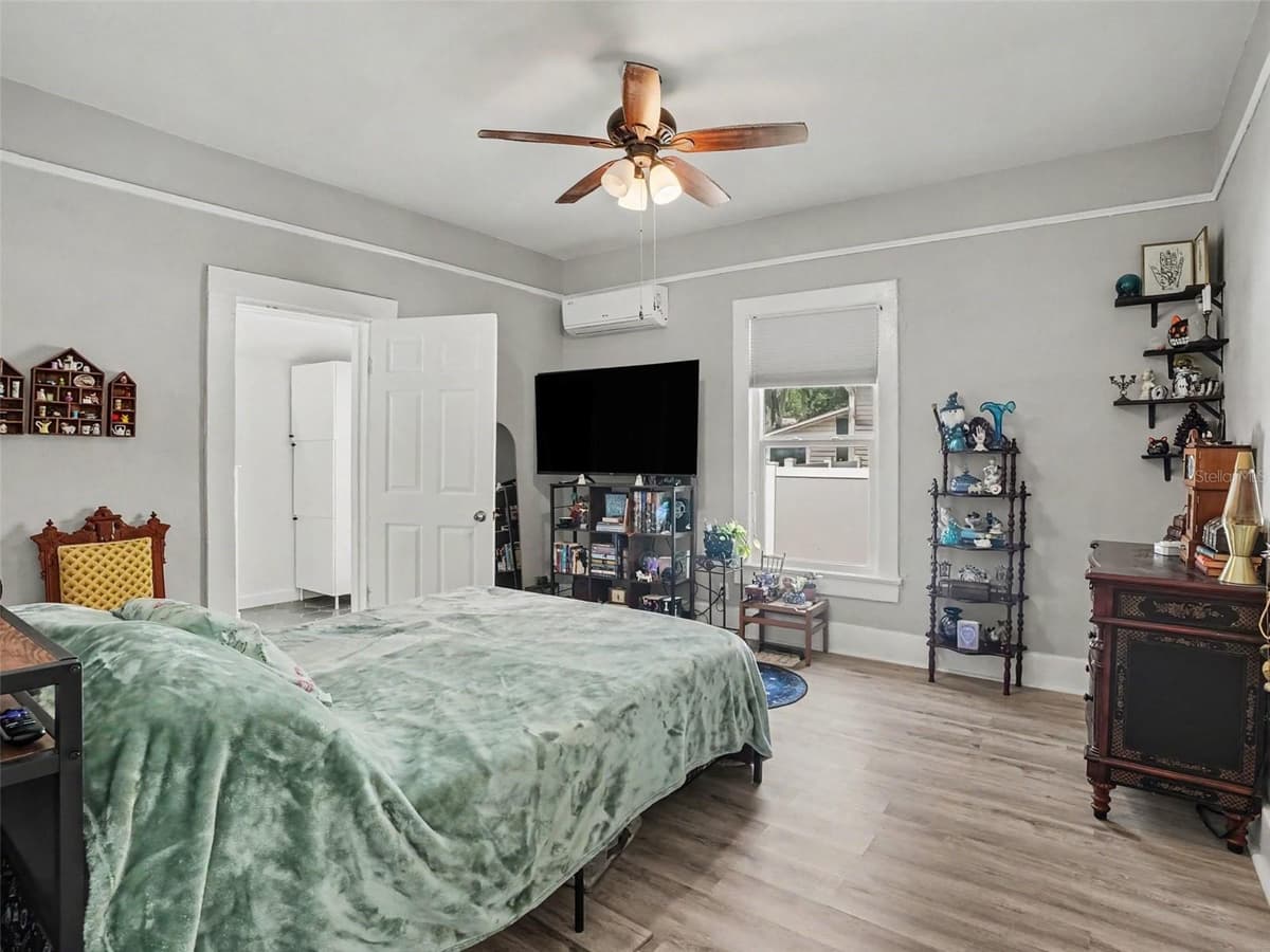 725 MABBETTE STREET — photo 25 of 31
