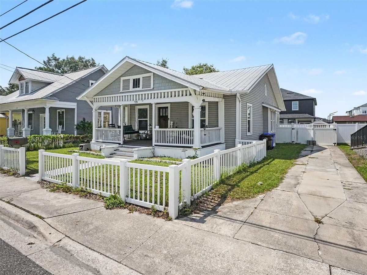 725 MABBETTE STREET — photo 9 of 31