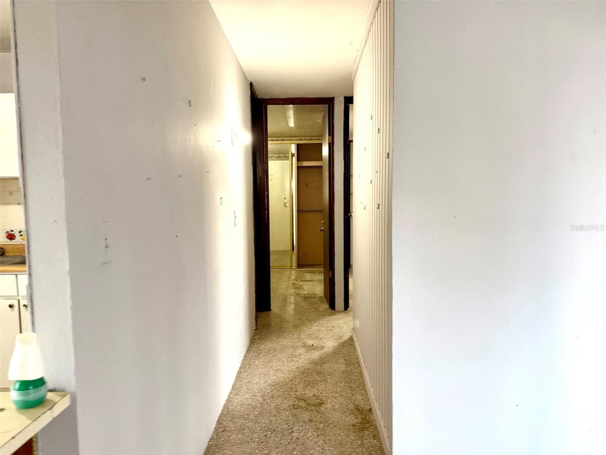 Calle 5 Blq 4 J 21 VILLAS DEL REY — photo 5 of 10