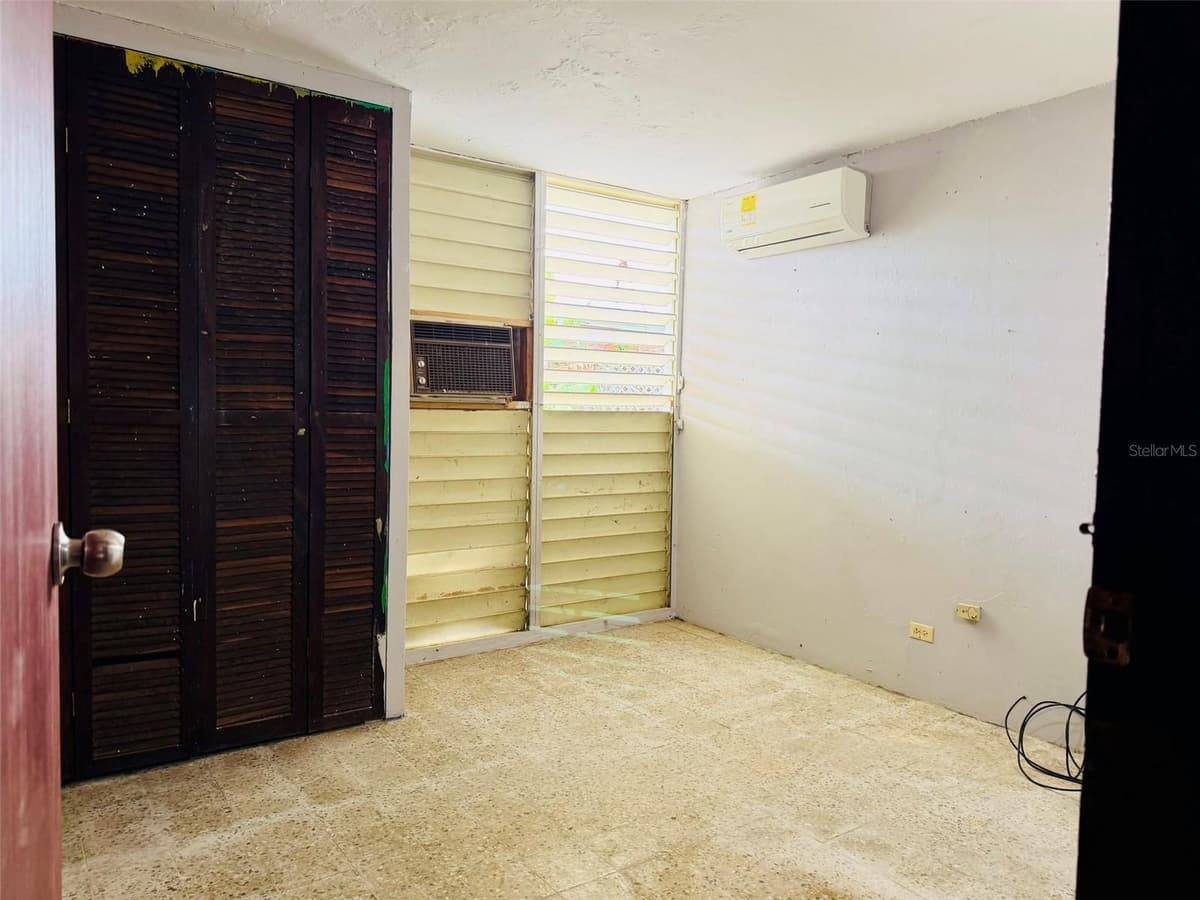 Calle 5 Blq 4 J 21 VILLAS DEL REY — photo 8 of 10