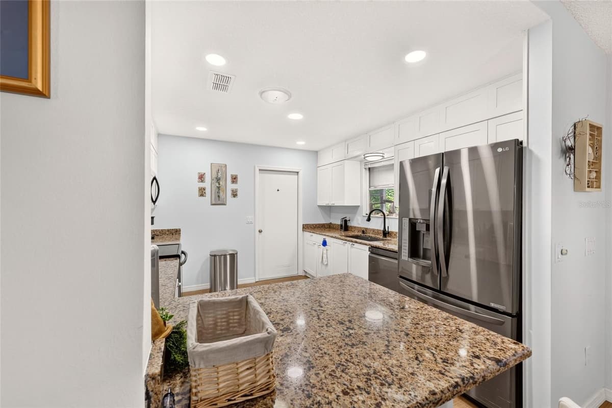 1613 SAN DIEGO STREET — photo 15 of 36