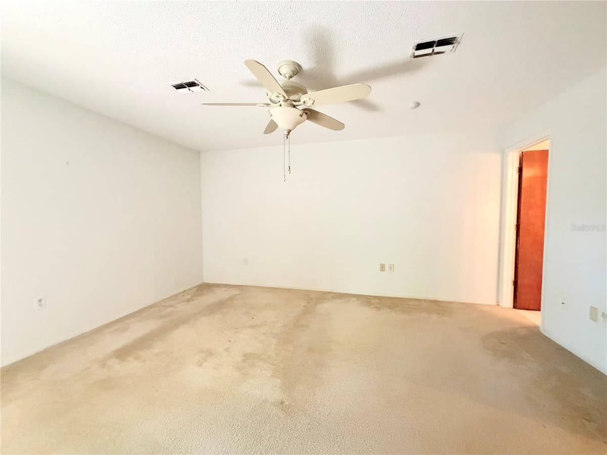 8012 LANSING DRIVE — photo 9 of 17