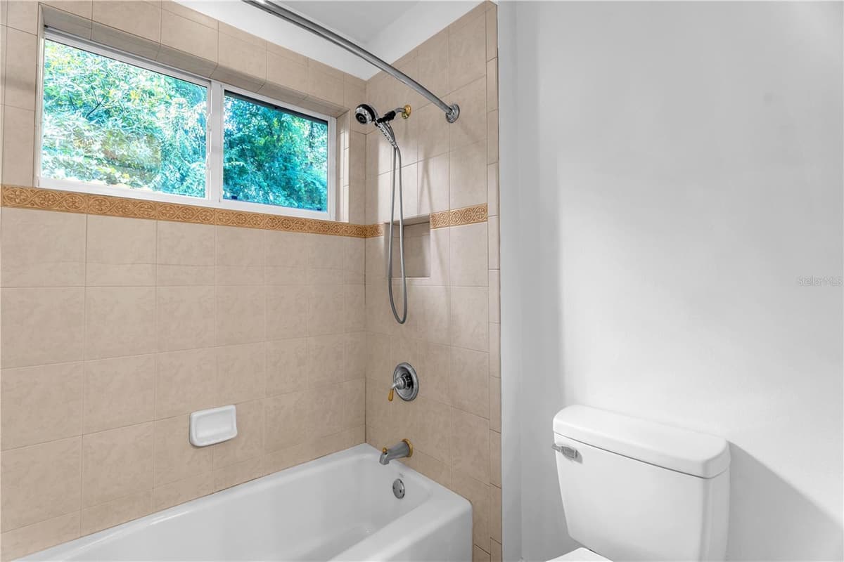 5038 6TH AVENUE — photo 30 of 46