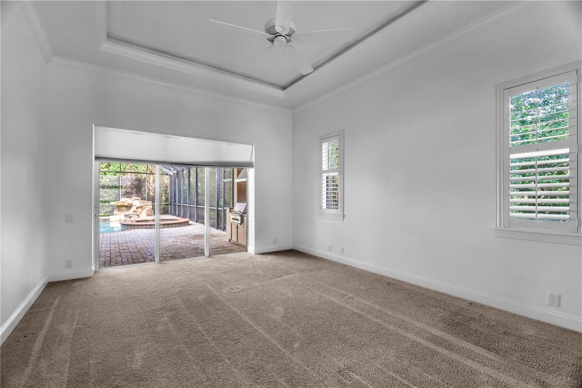 5038 6TH AVENUE — photo 13 of 46