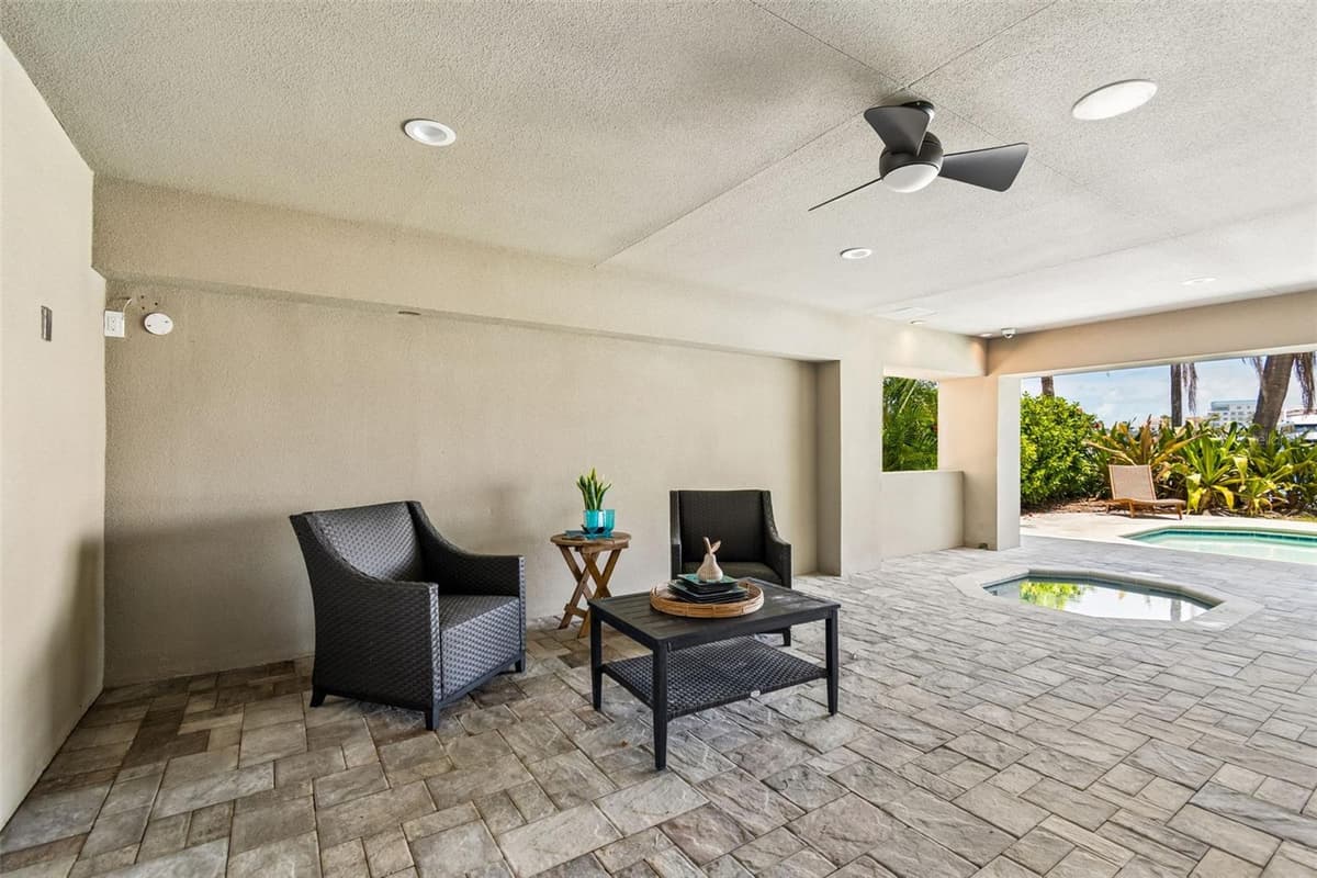 136 DEVON DRIVE — photo 62 of 83
