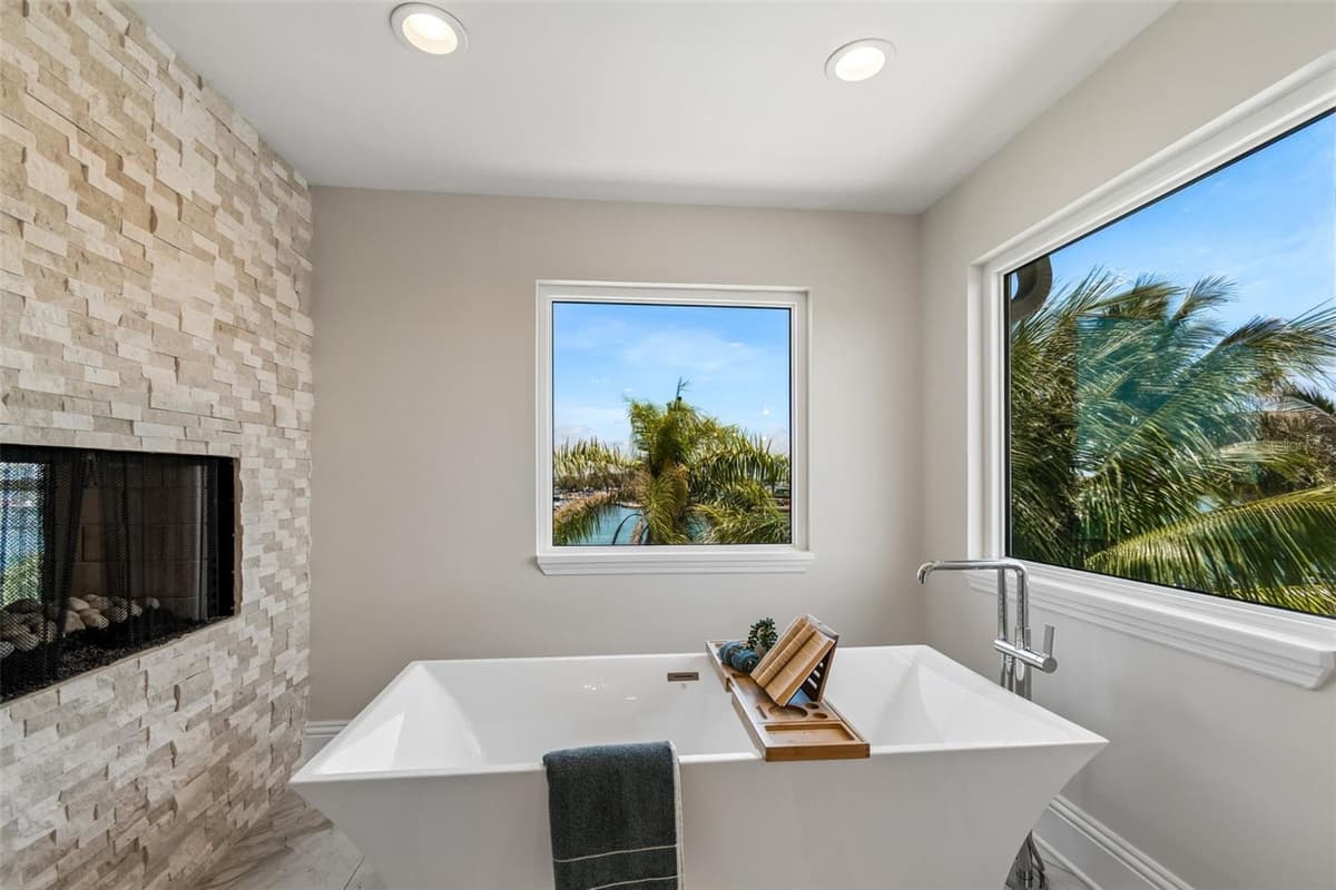 136 DEVON DRIVE — photo 56 of 83