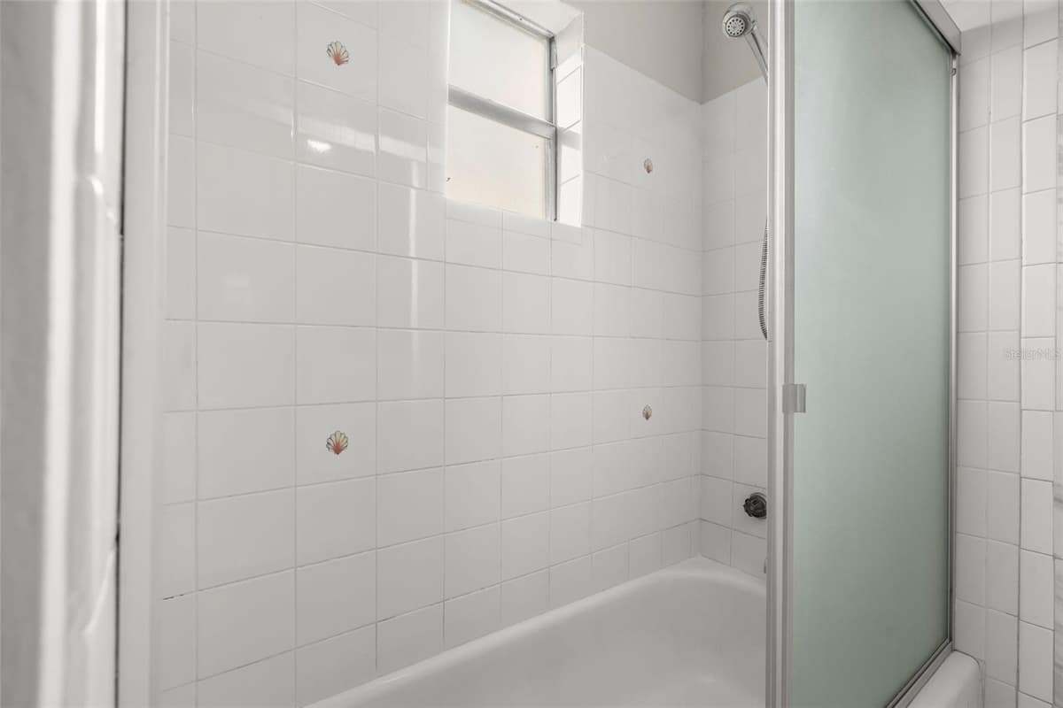 415 49TH STREET — photo 19 of 56