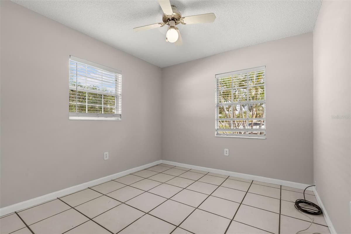 415 49TH STREET — photo 24 of 56