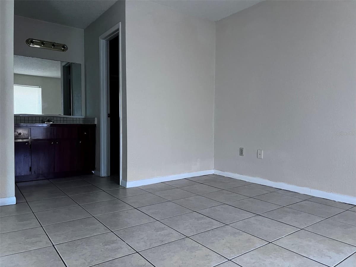 455 ALT 19 — photo 18 of 28