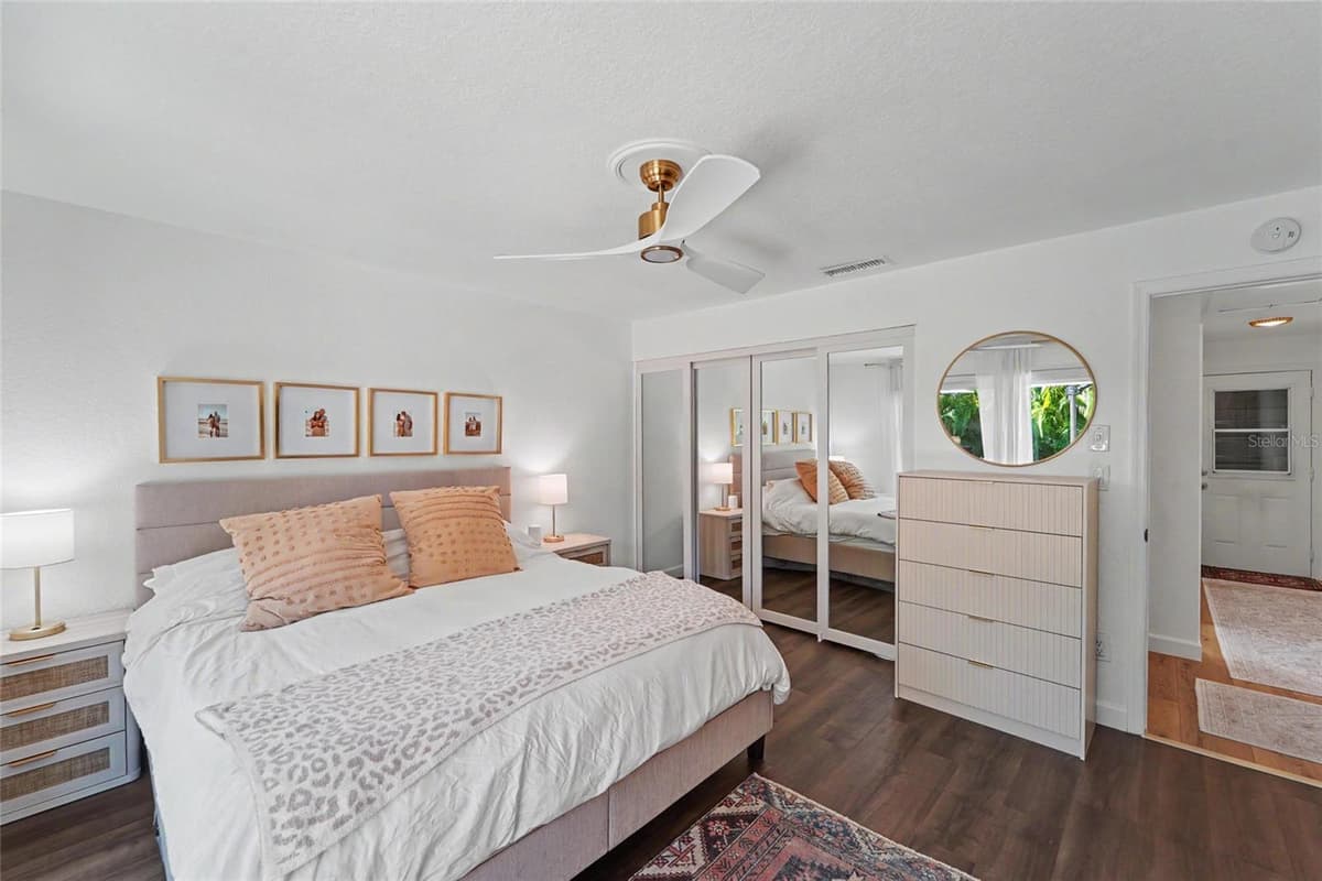 13461 DEL PRADO DRIVE — photo 21 of 40