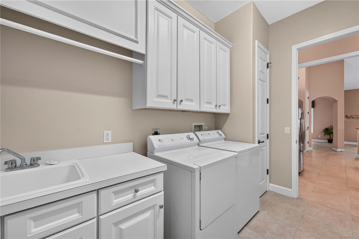 2816 PRESTWICK WAY — photo 30 of 36