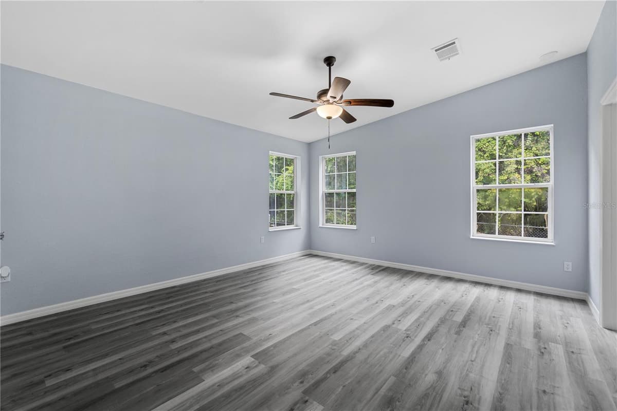 10050 130TH STREET — photo 36 of 39