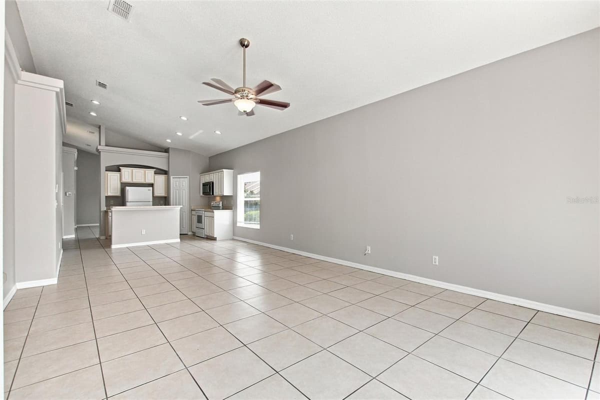 16616 PALM SPRING DRIVE — photo 16 of 48