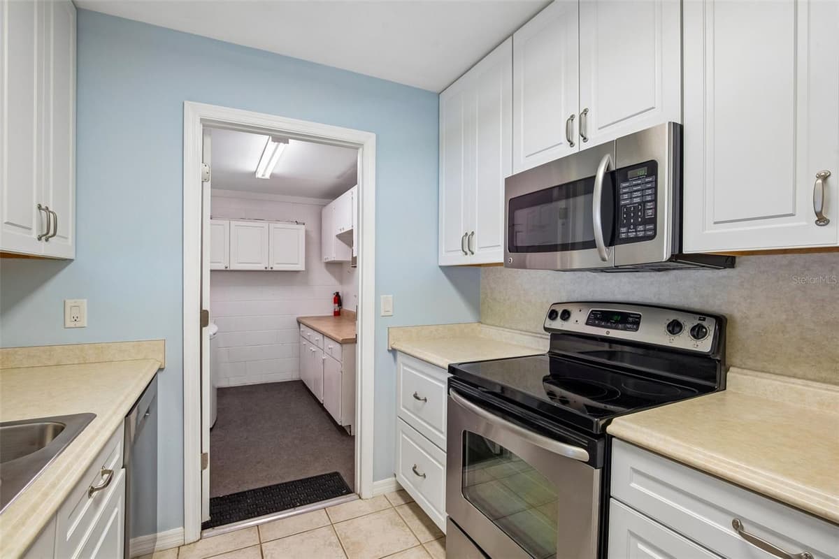 6424 ELDORADO DRIVE — photo 6 of 43