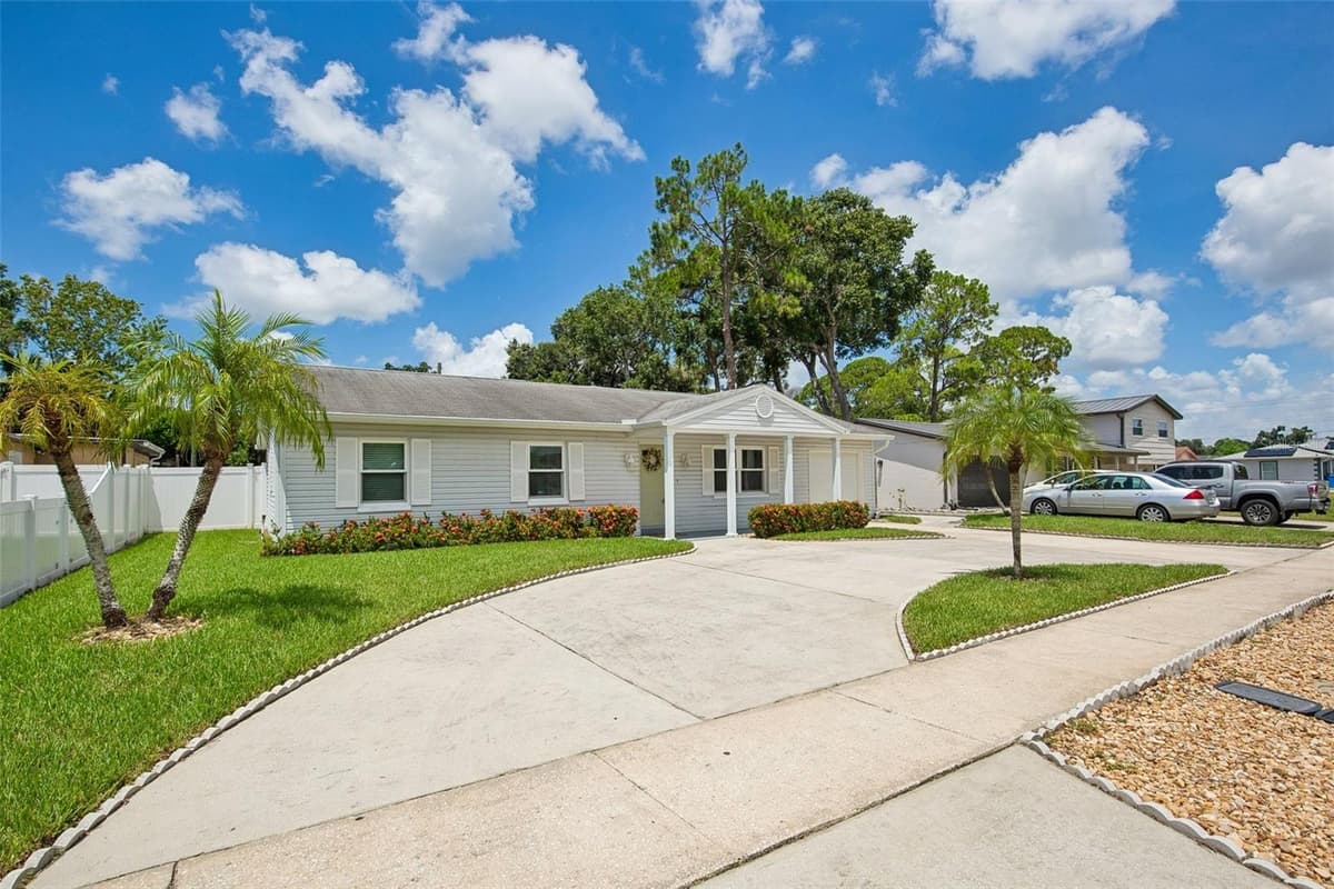 6424 ELDORADO DRIVE — photo 3 of 43