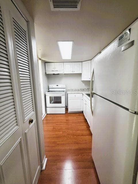 419 SHEOAH BOULEVARD — photo 6 of 26