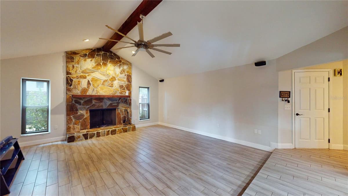 7121 ODONIEL LOOP — photo 10 of 52