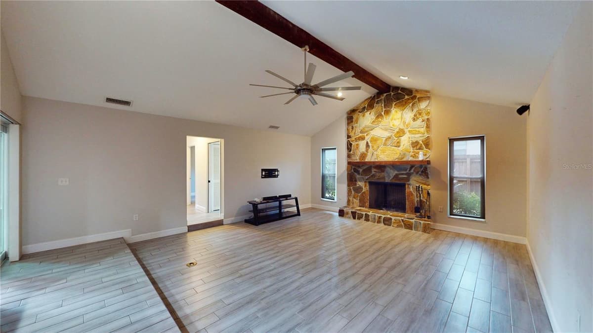 7121 ODONIEL LOOP — photo 9 of 52