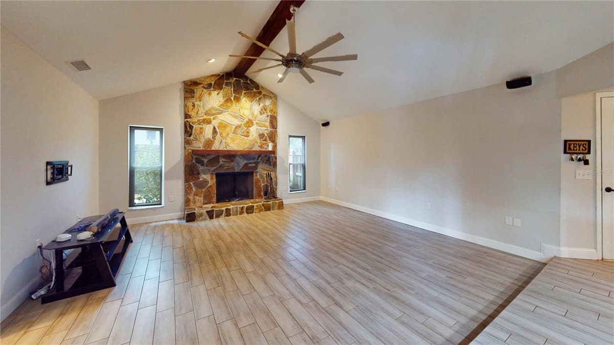 7121 ODONIEL LOOP — photo 12 of 52