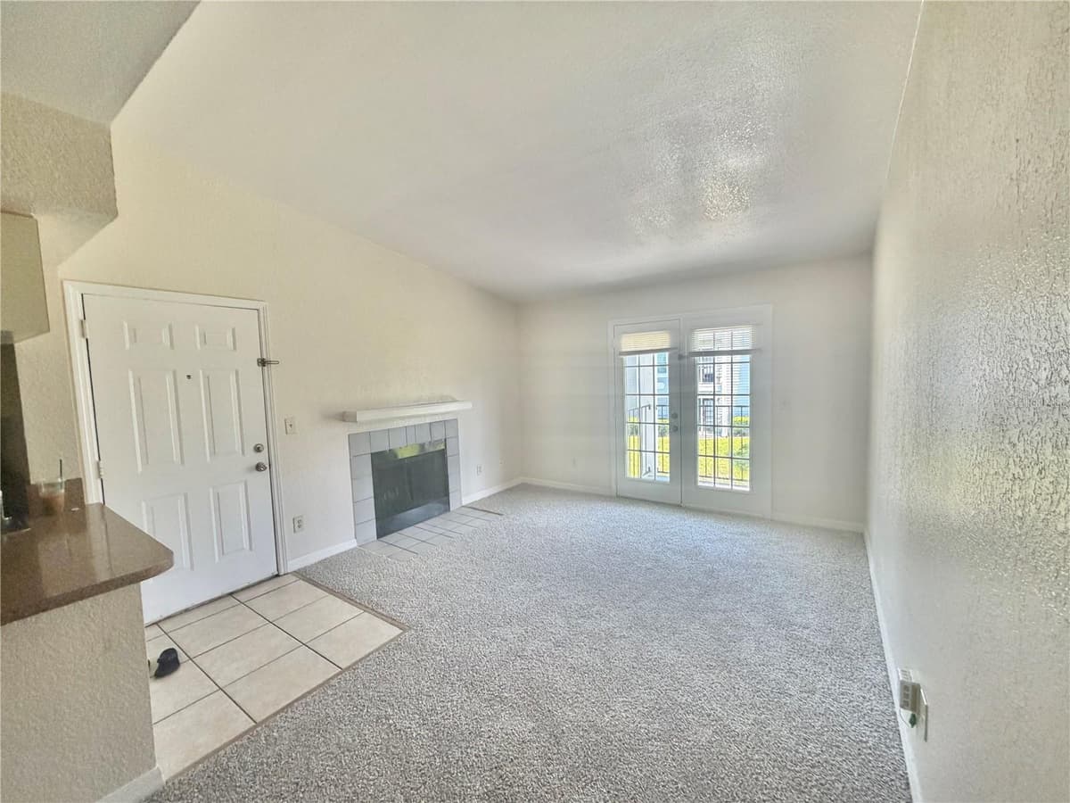 2550 ALAFAYA TRAIL — photo 5 of 20