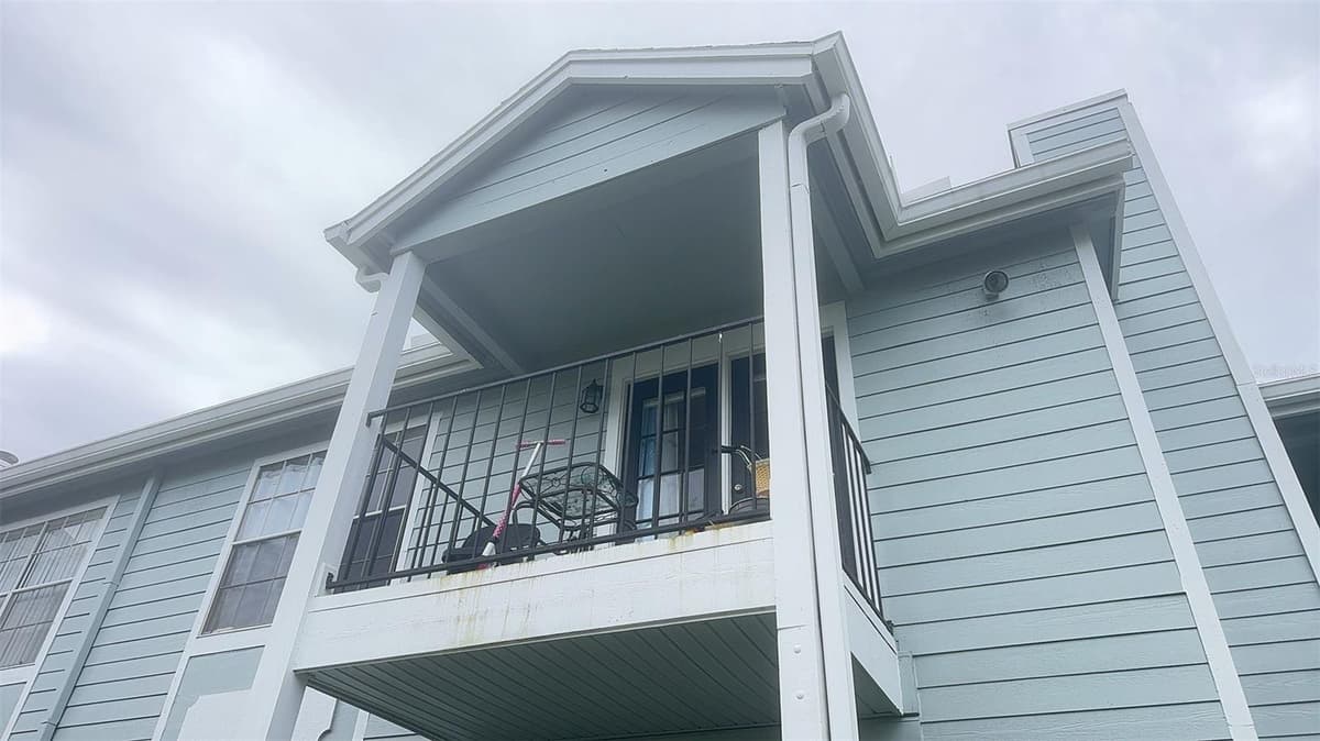 2550 ALAFAYA TRAIL — photo 15 of 20