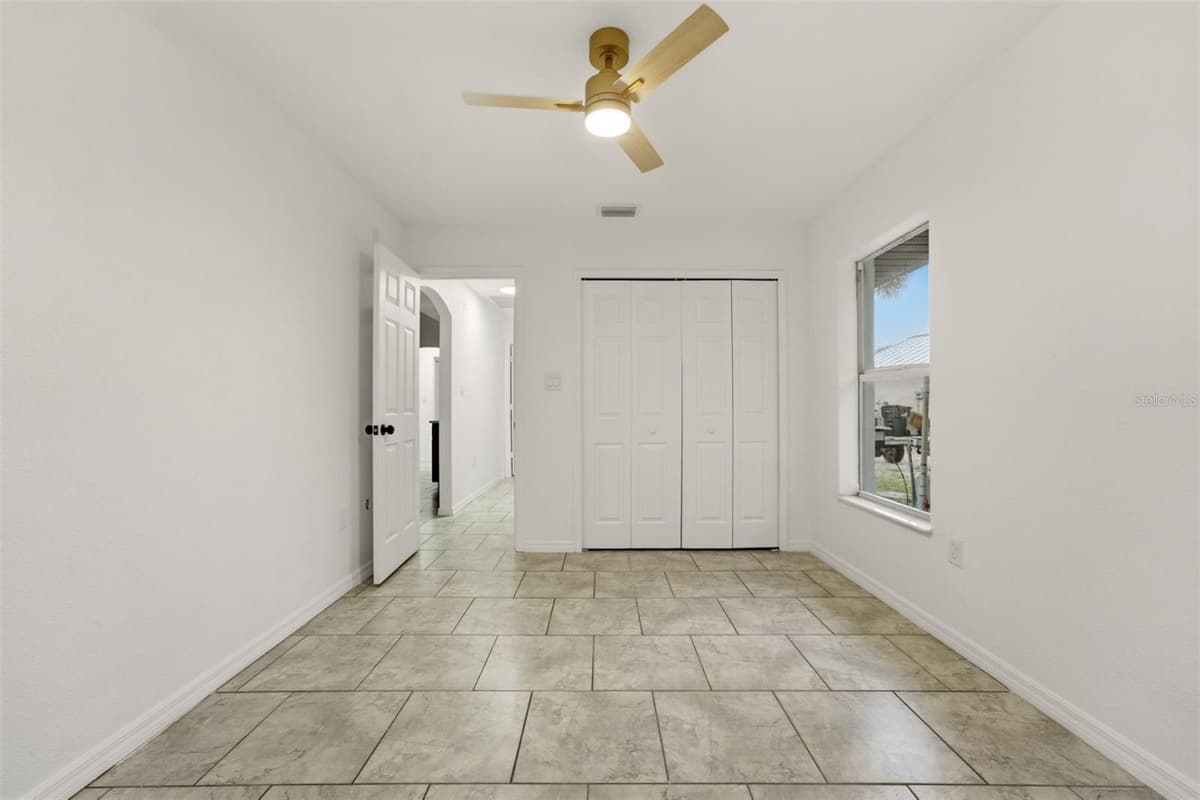 5498 BAYBERRY STREET — photo 16 of 24