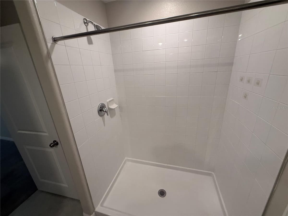 4540 ETERNAL PRINCE DRIVE — photo 9 of 17