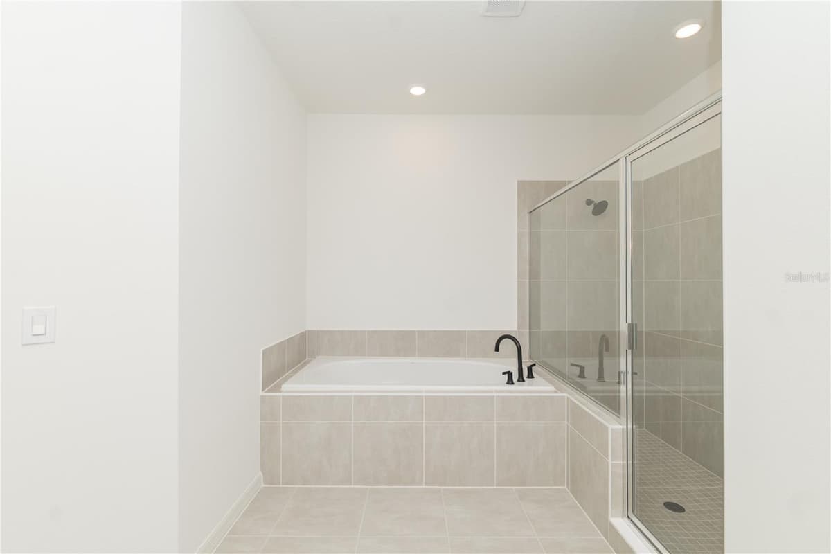 3108 EVELYN LANE — photo 27 of 31