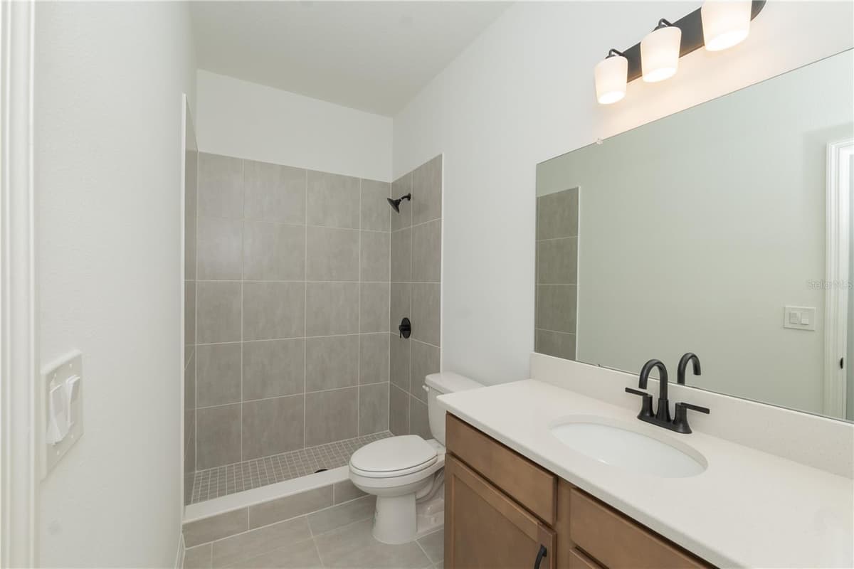 3108 EVELYN LANE — photo 12 of 31