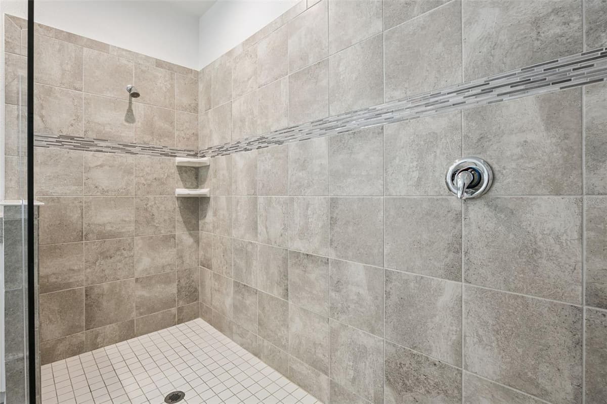 8987 AMELIA DOWNS TRAIL — photo 25 of 63