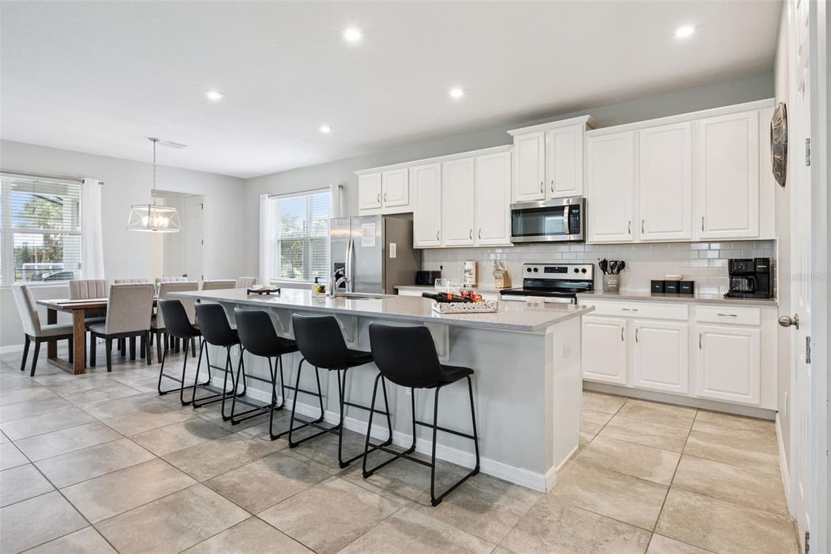 8987 AMELIA DOWNS TRAIL — photo 11 of 63