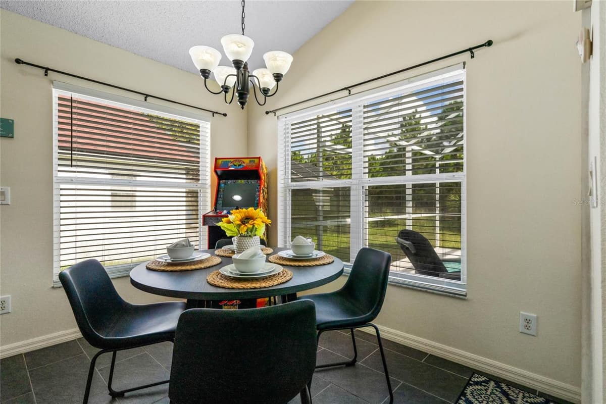 2631 AUTUMN CREEK CIRCLE — photo 9 of 78