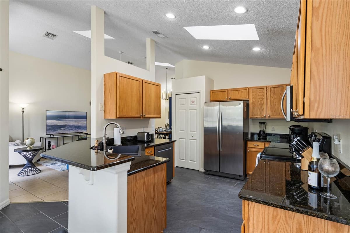 2631 AUTUMN CREEK CIRCLE — photo 19 of 78