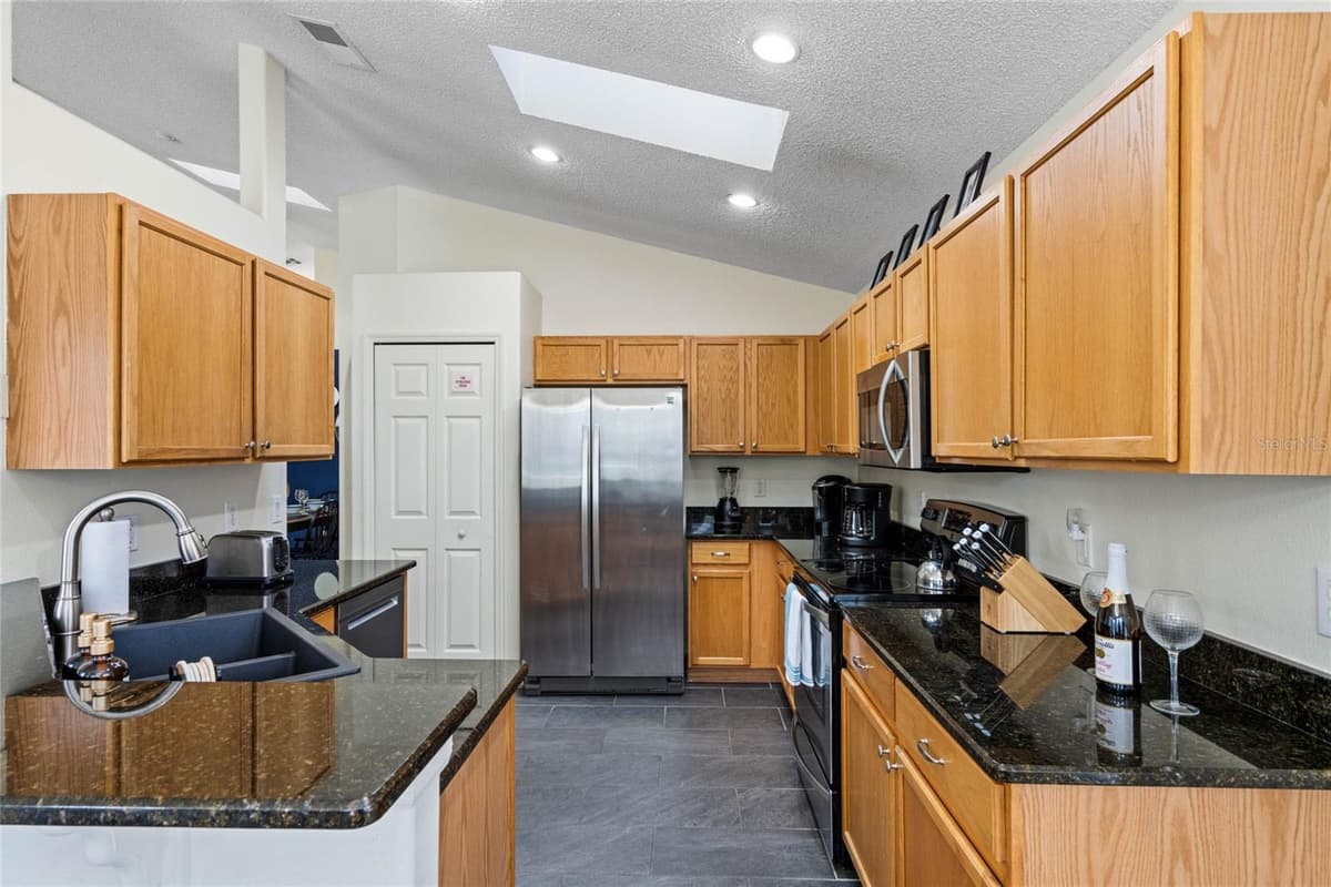 2631 AUTUMN CREEK CIRCLE — photo 20 of 78