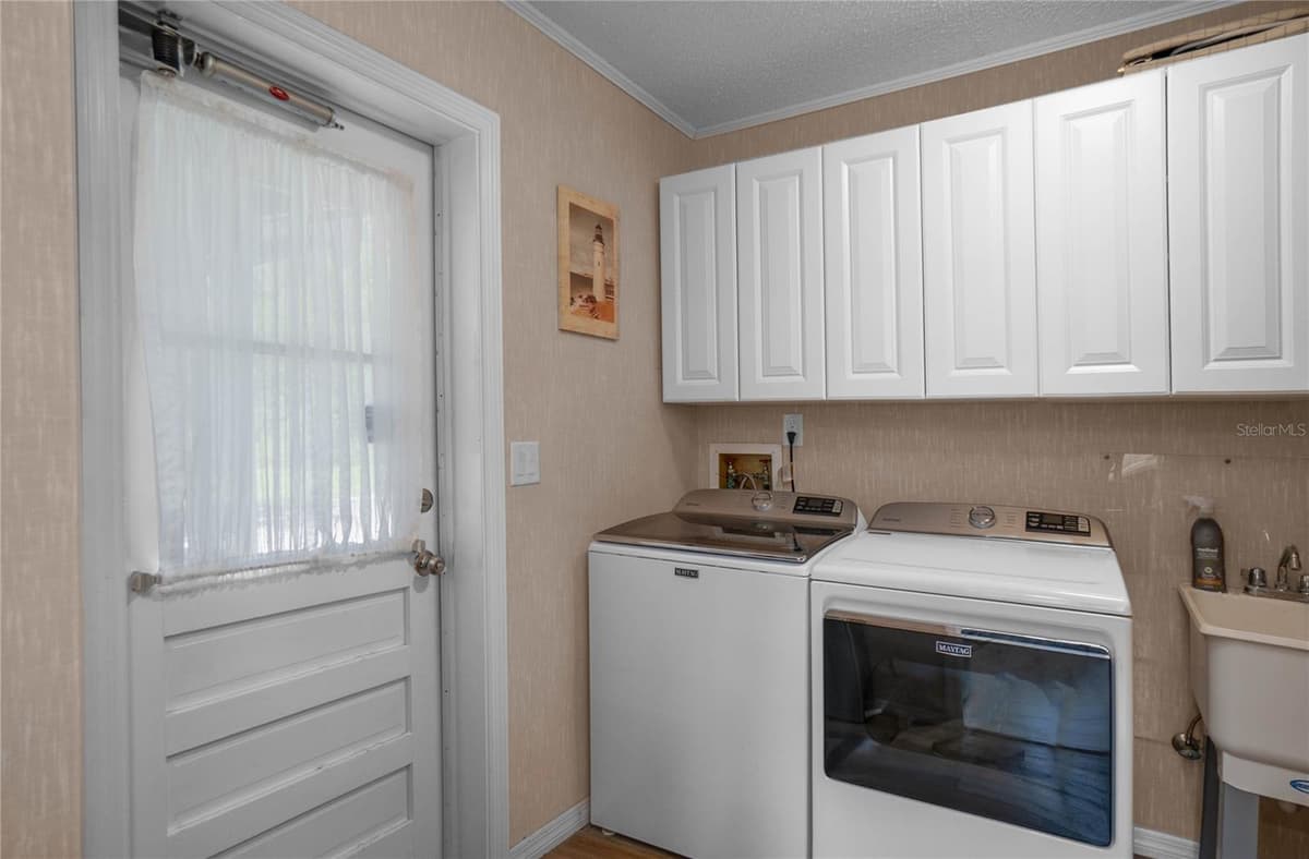3711 TURQUOISE DRIVE — photo 37 of 76
