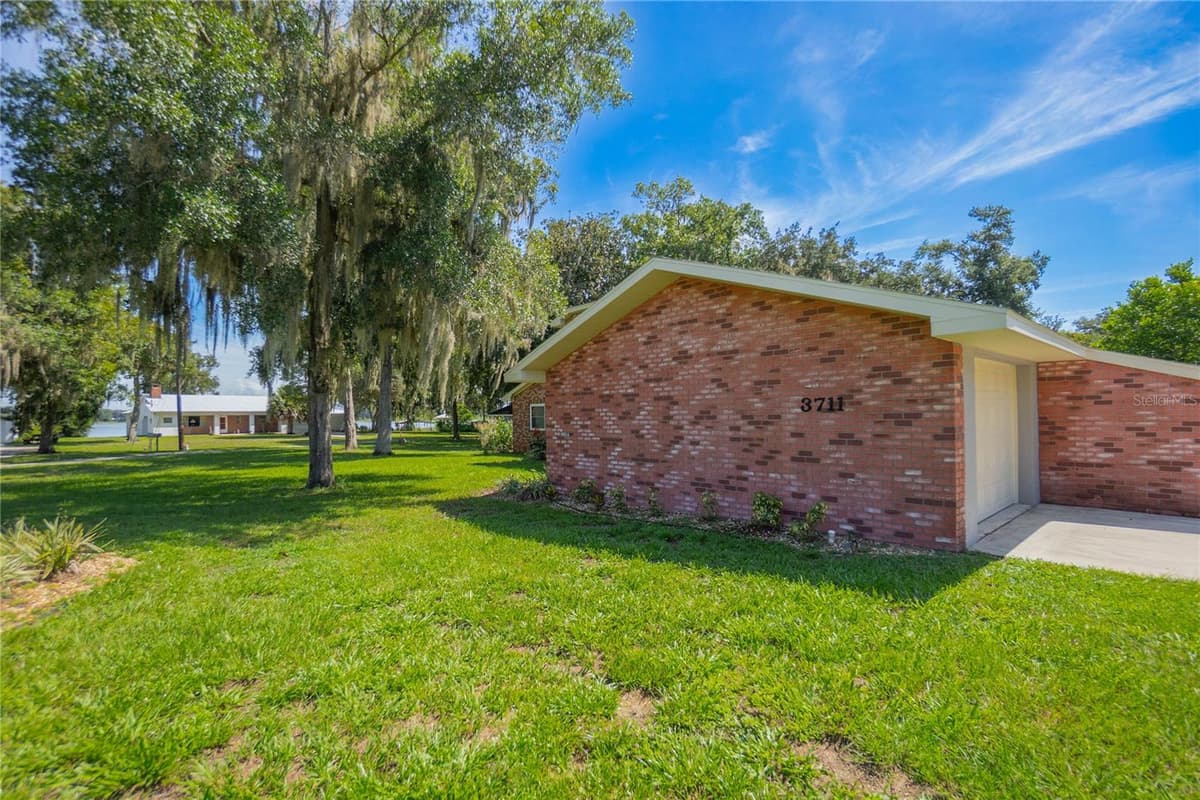 3711 TURQUOISE DRIVE — photo 3 of 76