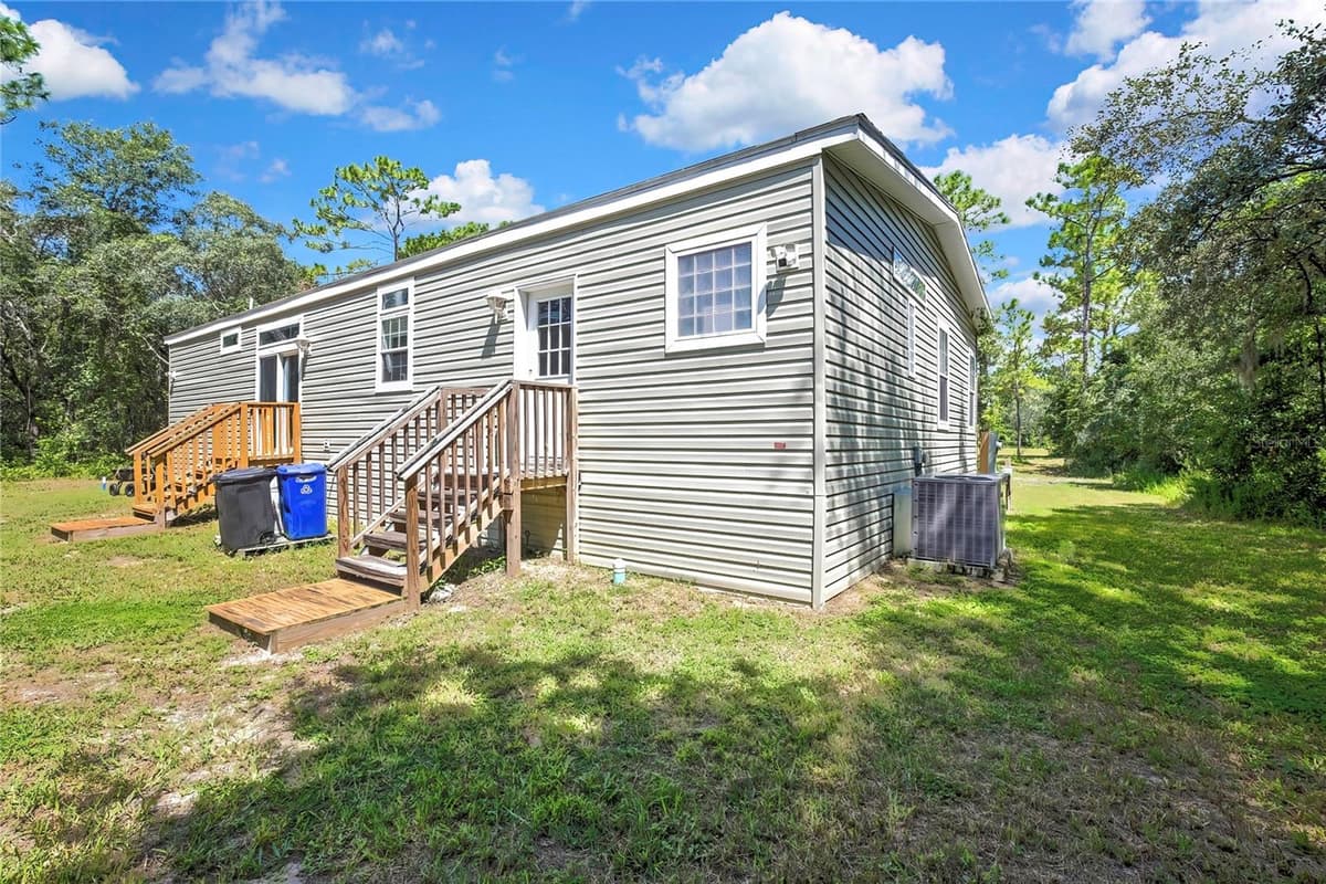 14730 PEACE BOULEVARD — photo 42 of 55
