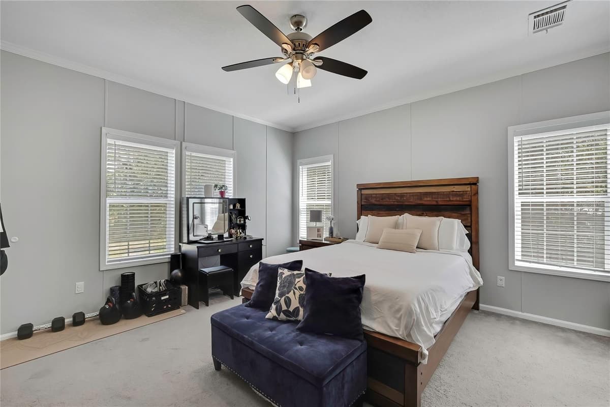 14730 PEACE BOULEVARD — photo 12 of 55