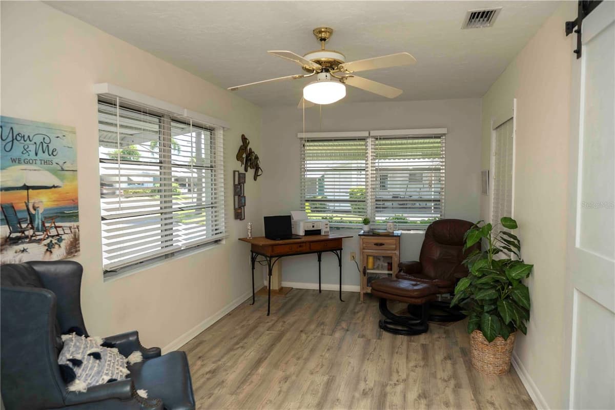 6061 CORAL WAY — photo 17 of 32