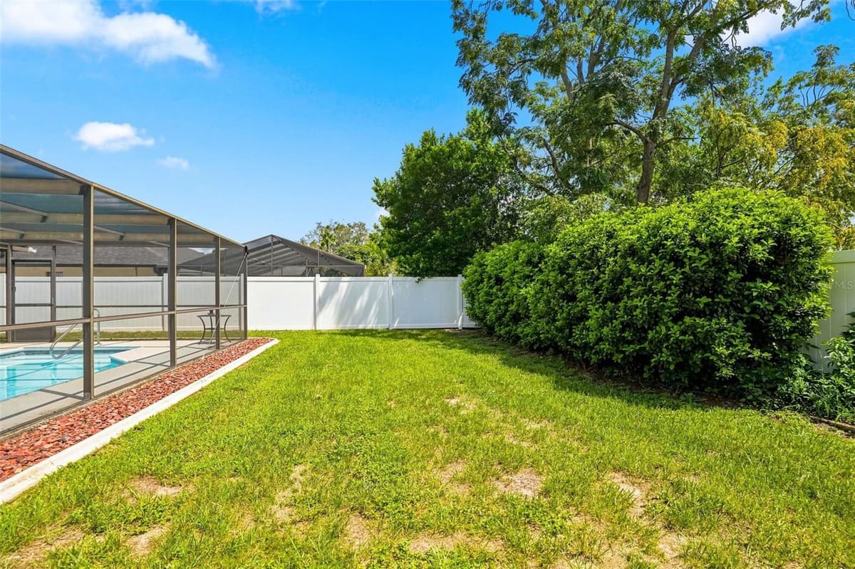 2432 LAKE FOREST AVENUE — photo 32 of 43