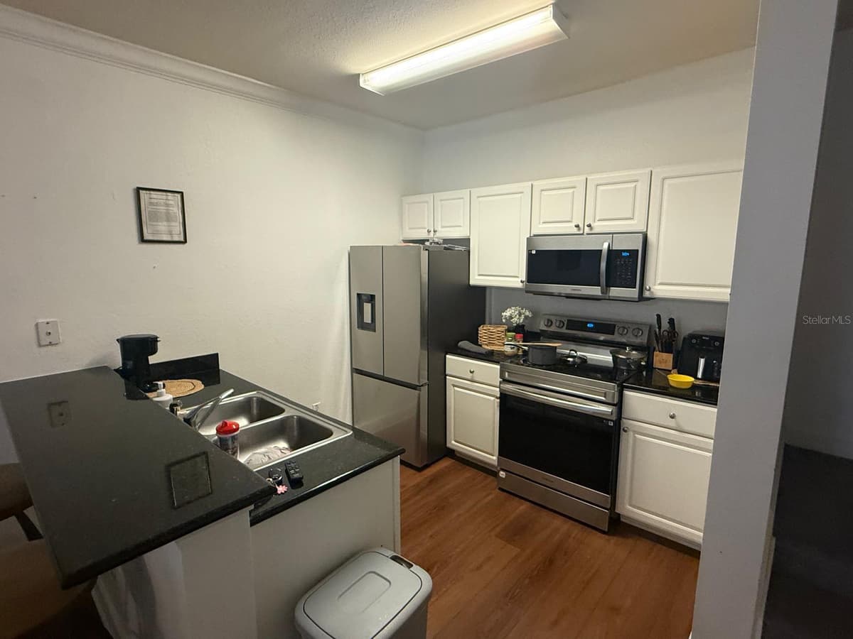 2952 LUCAYAN HARBOUR CIRCLE — photo 13 of 52