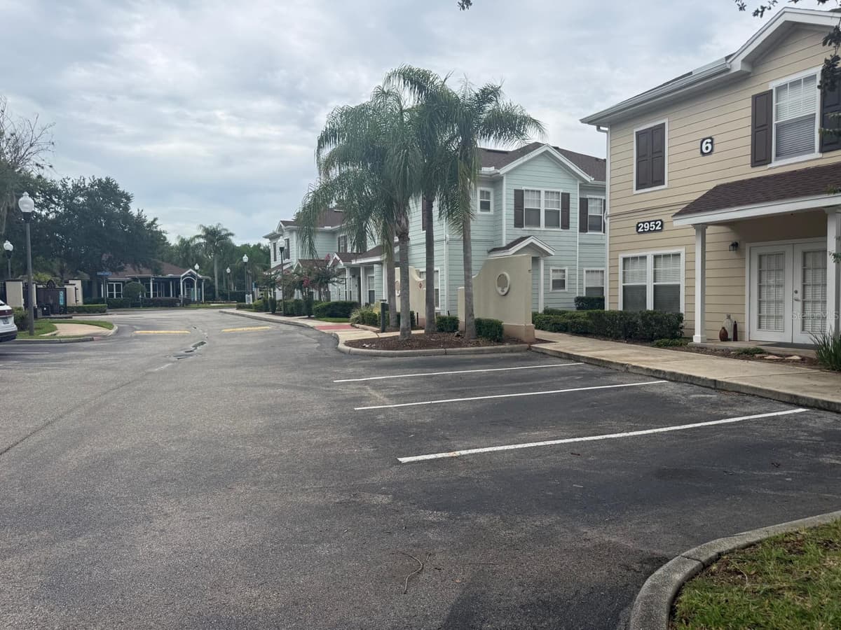 2952 LUCAYAN HARBOUR CIRCLE — photo 39 of 52