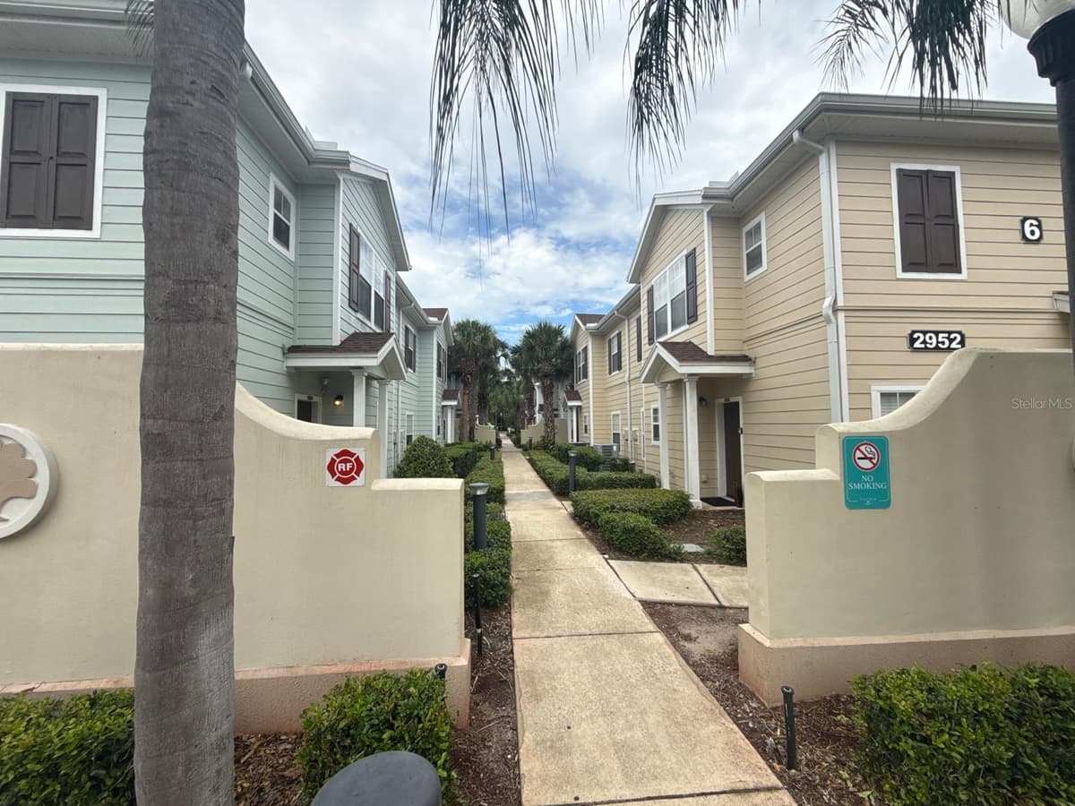 2952 LUCAYAN HARBOUR CIRCLE — photo 6 of 52