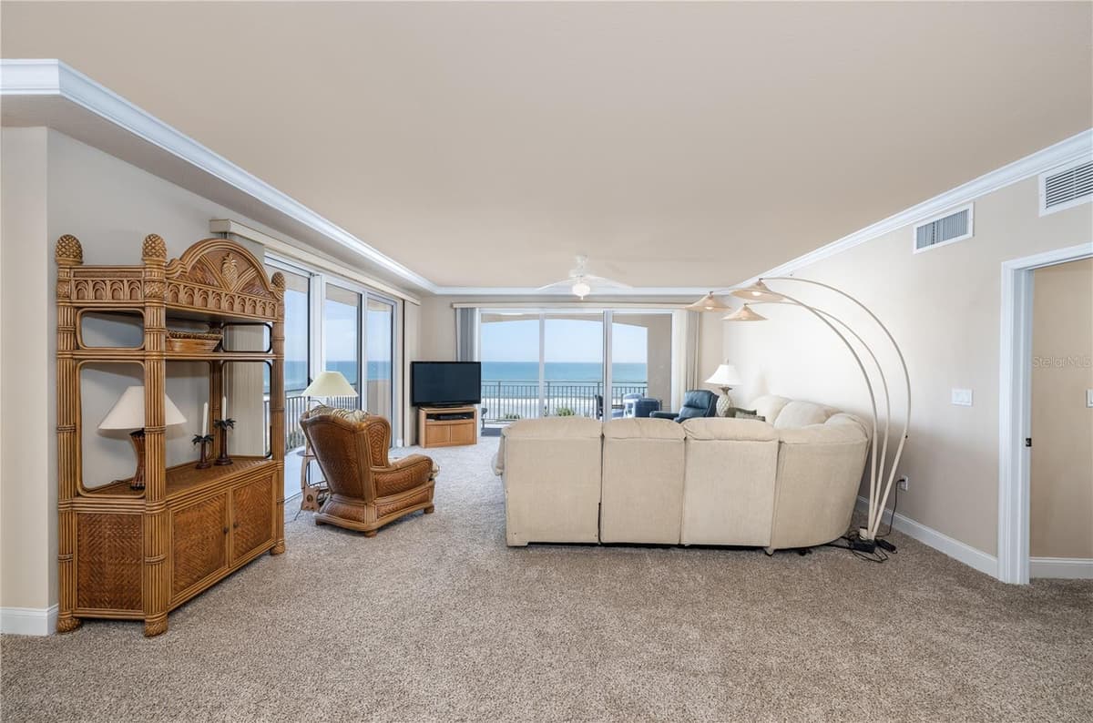 1425 OCEAN SHORE BOULEVARD — photo 8 of 46