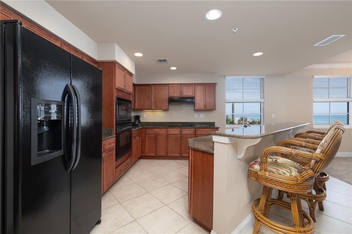 1425 OCEAN SHORE BOULEVARD — photo 16 of 46