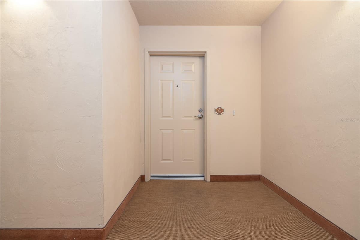 1425 OCEAN SHORE BOULEVARD — photo 2 of 46