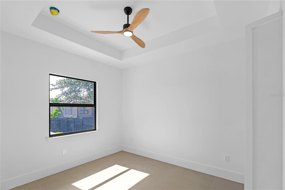 129 34TH AVENUE — photo 37 of 82