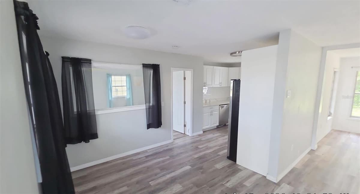 1840 GLENGARY STREET — photo 7 of 17