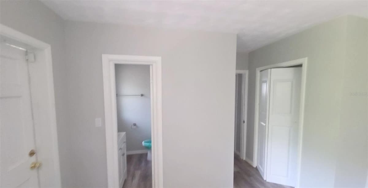 1840 GLENGARY STREET — photo 15 of 17